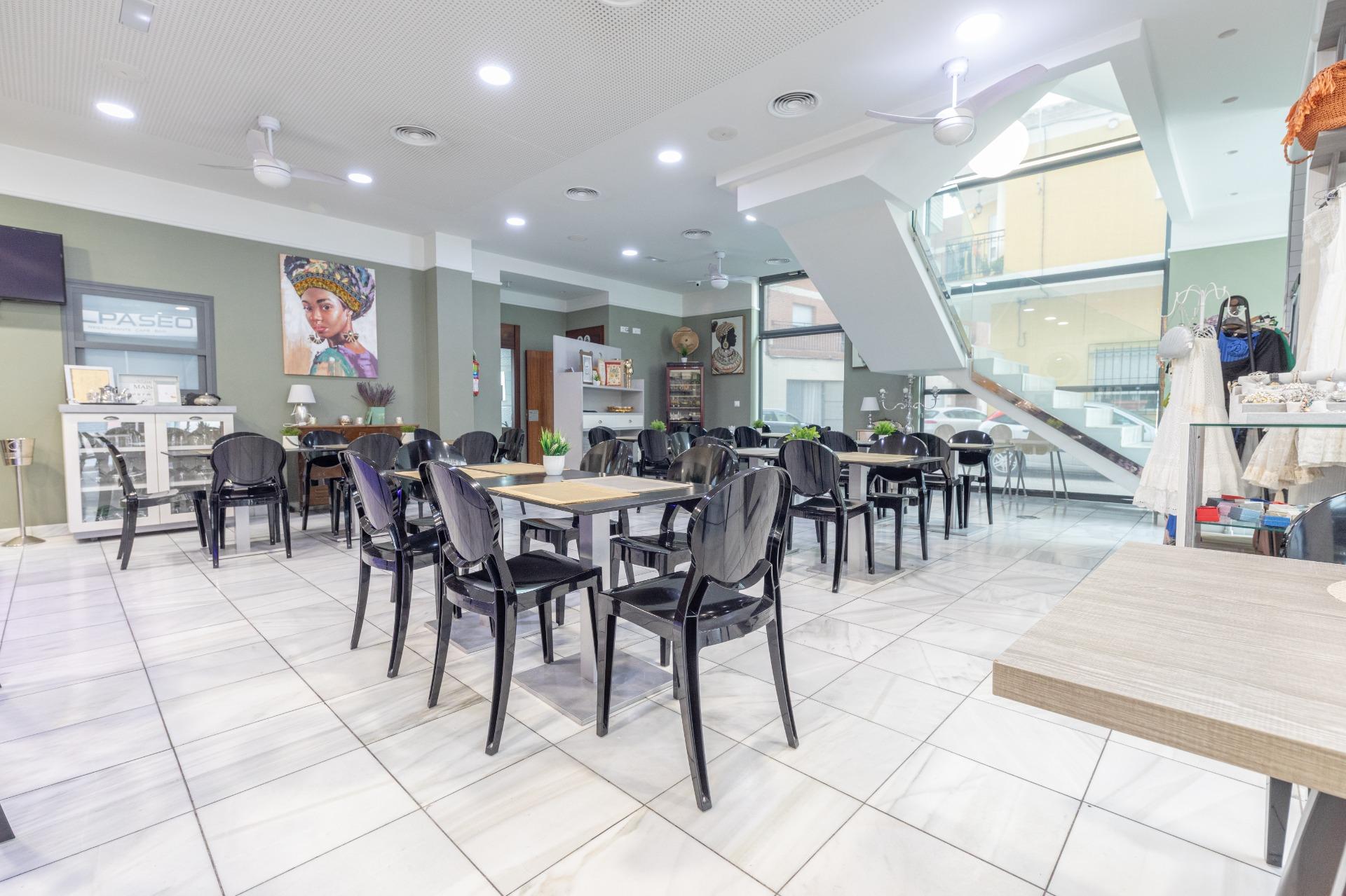 Edificio completo con restaurante, salón de celebraciones y  - foto 10