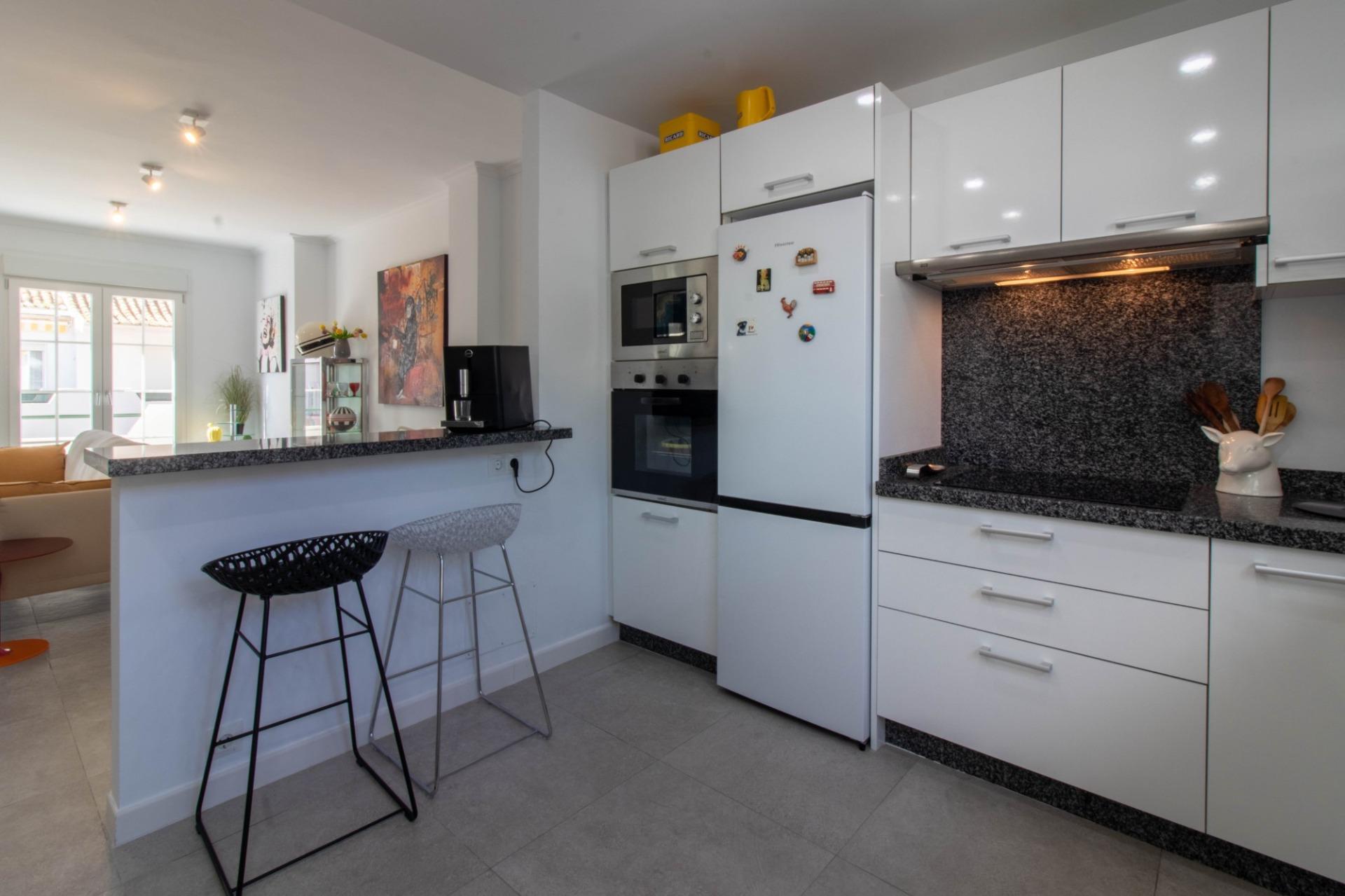 Ático totalmente reformado y muy Amplio con 3 Dormitorios –  - foto 4