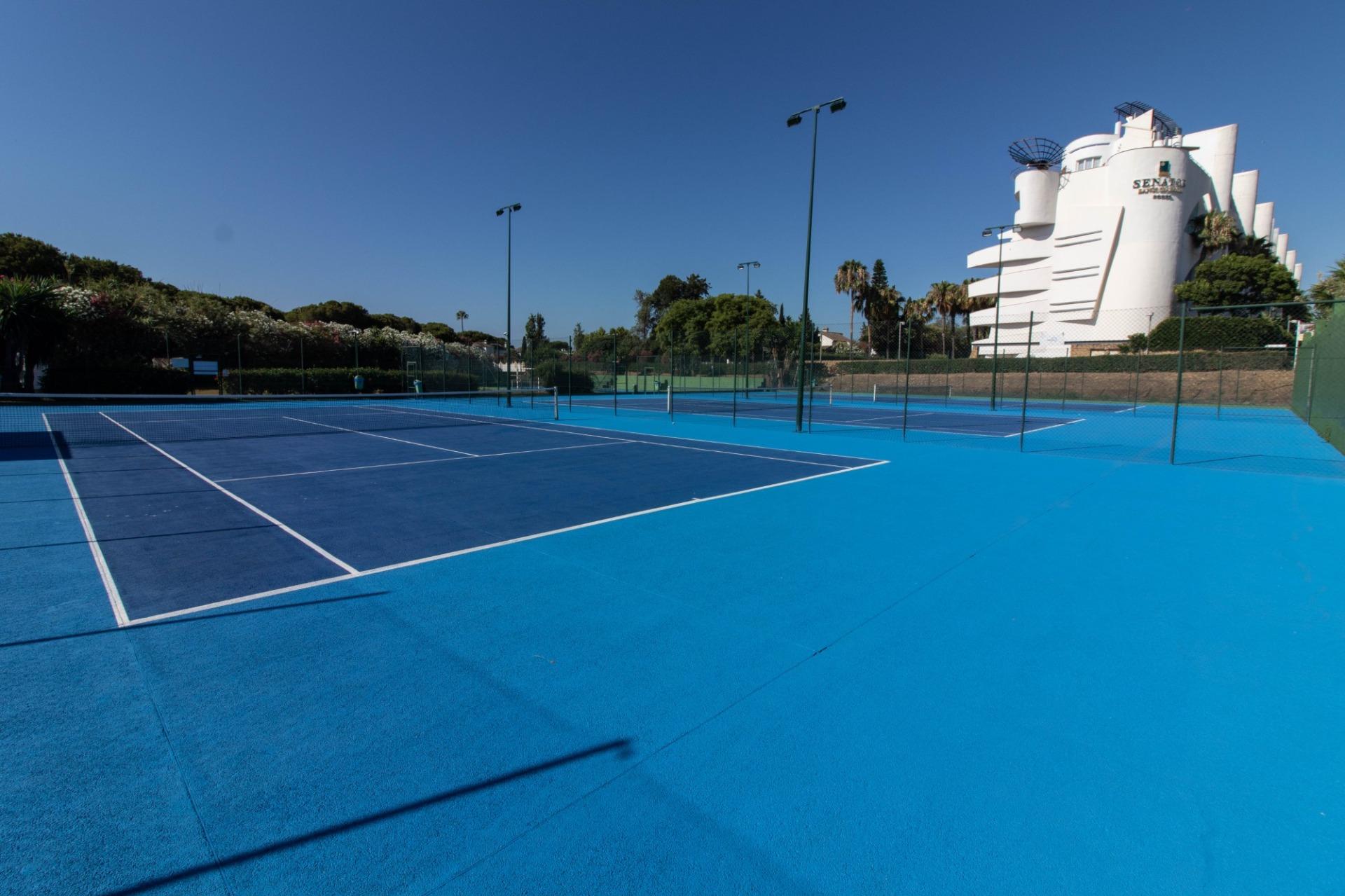 Ático totalmente reformado y muy Amplio con 3 Dormitorios –  - foto 36