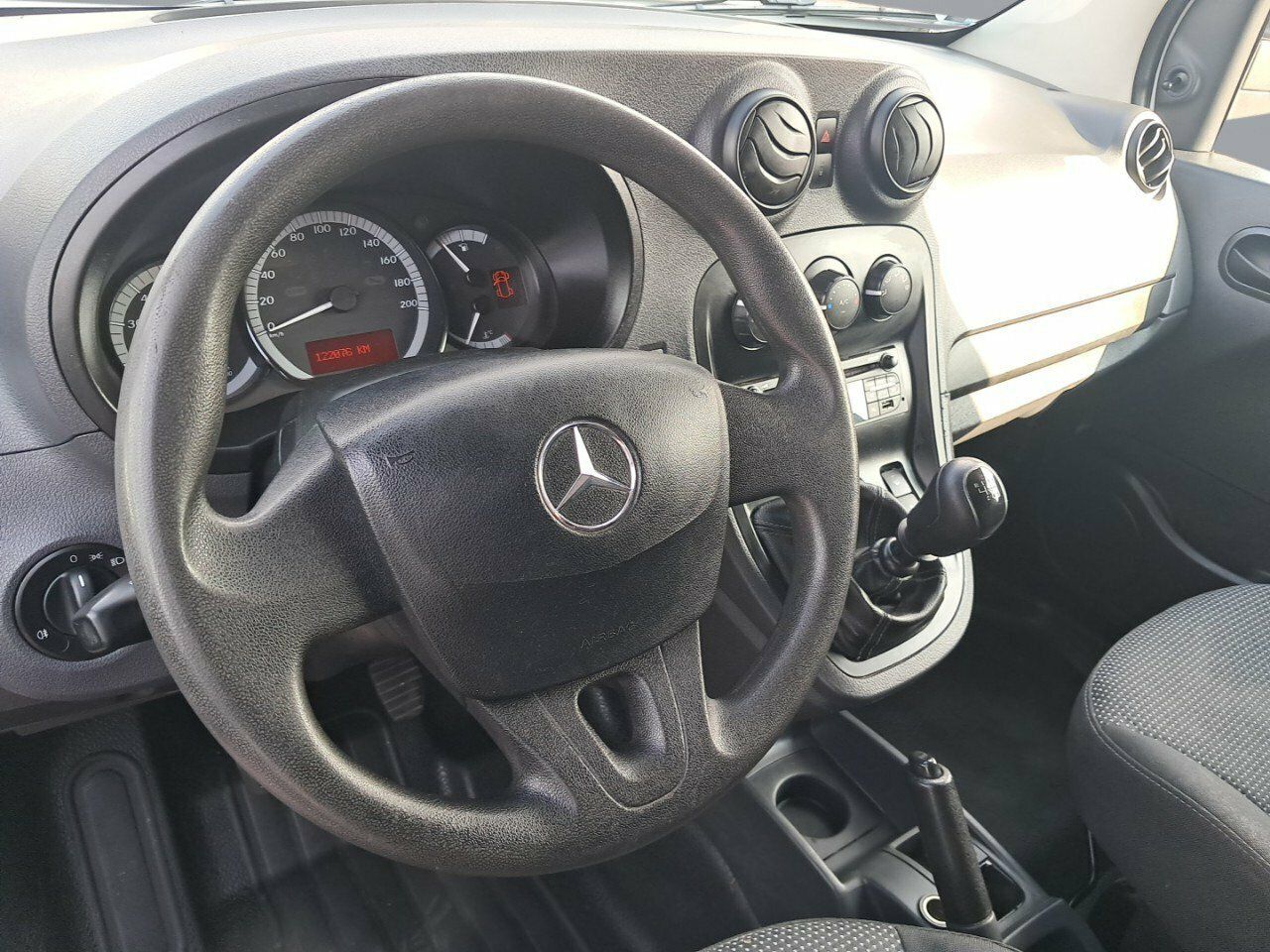 Mercedes Citan 1.5 CDI 109 FURGON 95CV - foto 8