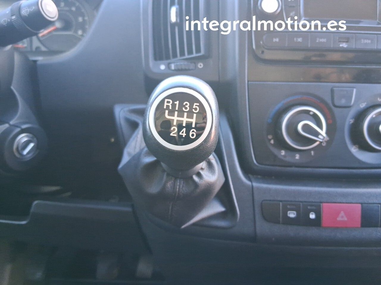 Citroën Jumper BlueHDi 103KW(140CV) Furgón 35L3H3 - foto 12