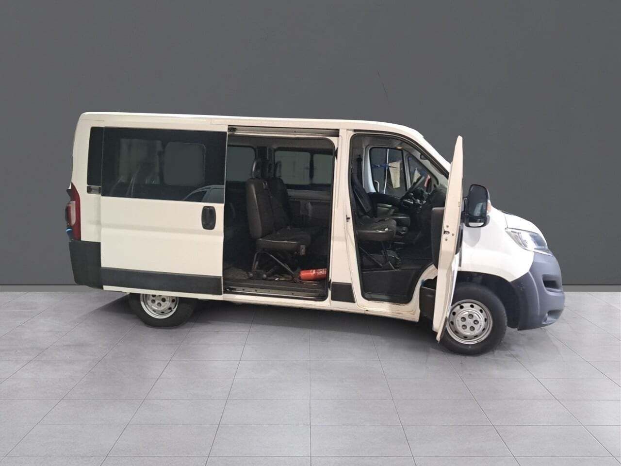 Citroën Jumper BlueHDi Combi 30 L1H1 combi 4P - foto 16