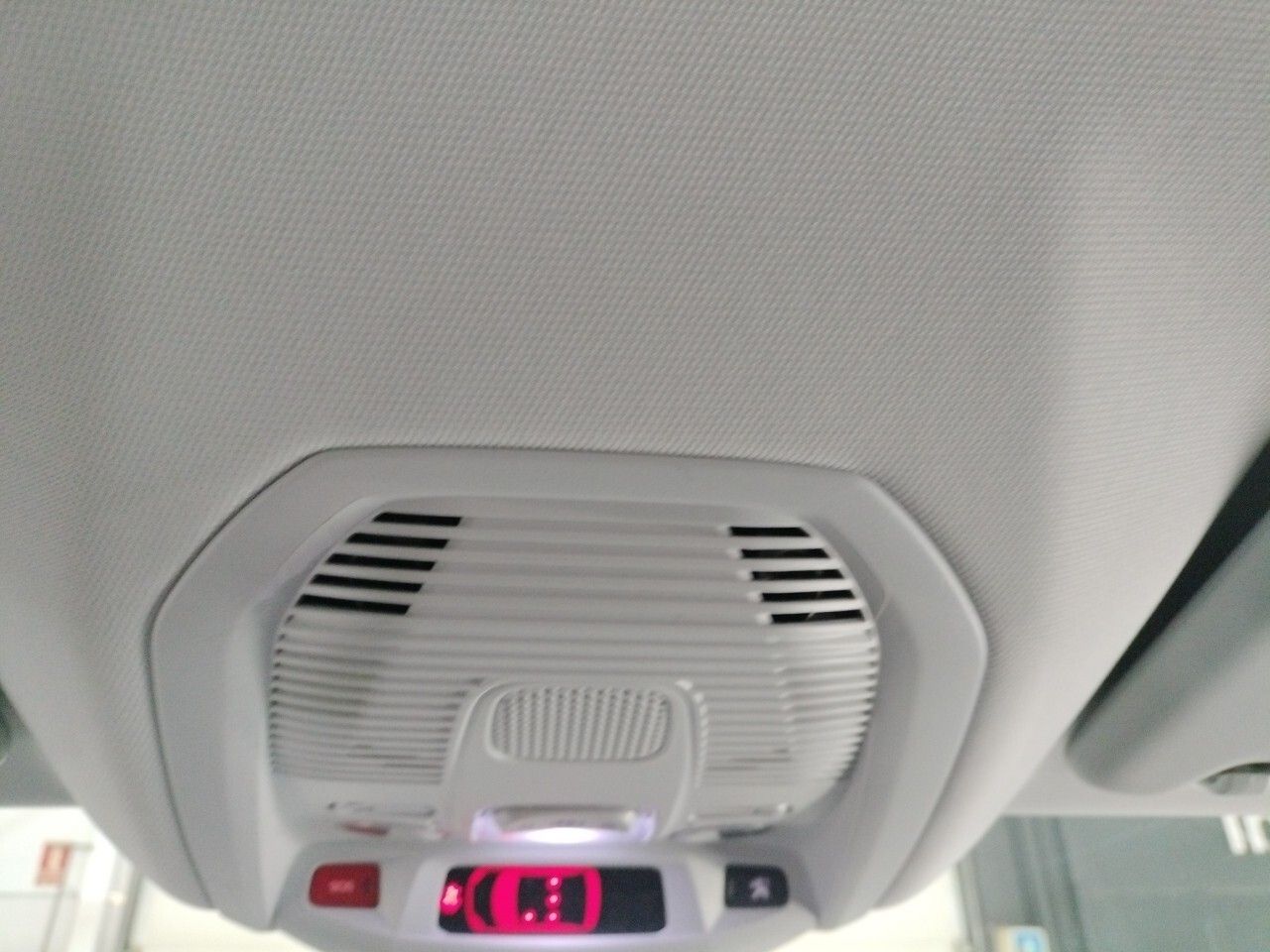 Peugeot 3008 1.5 BlueHDi 96kW (130CV) S&S Allure - foto 18