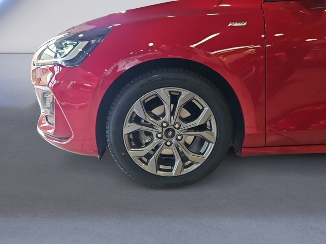 Ford Focus SportBreak 1.0 Ecoboost MHEV ST-Line Auto 114 kW  - foto 15