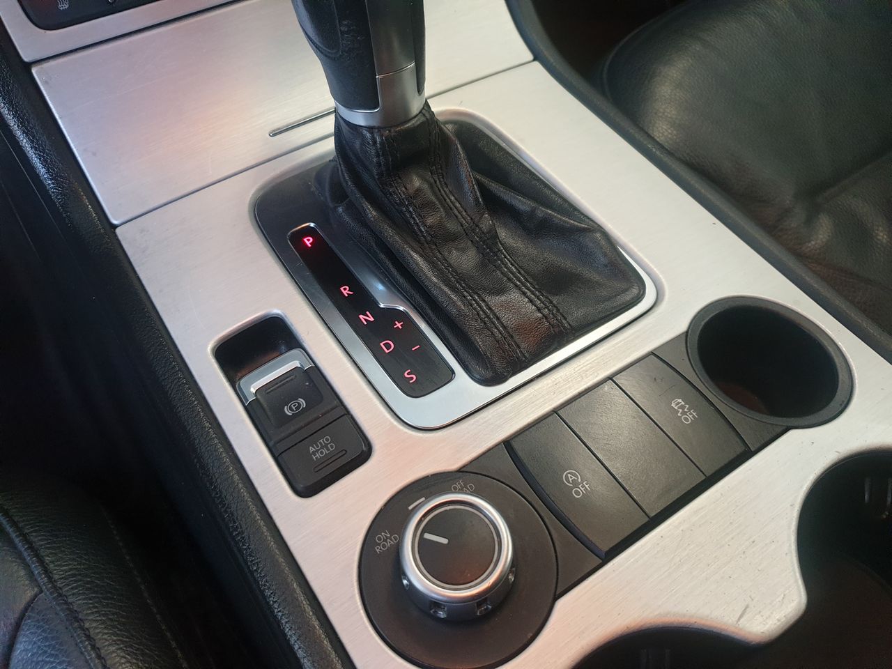 Volkswagen Touareg 3.0 V6 TDI 204 CV BlueMotion Technology - foto 11