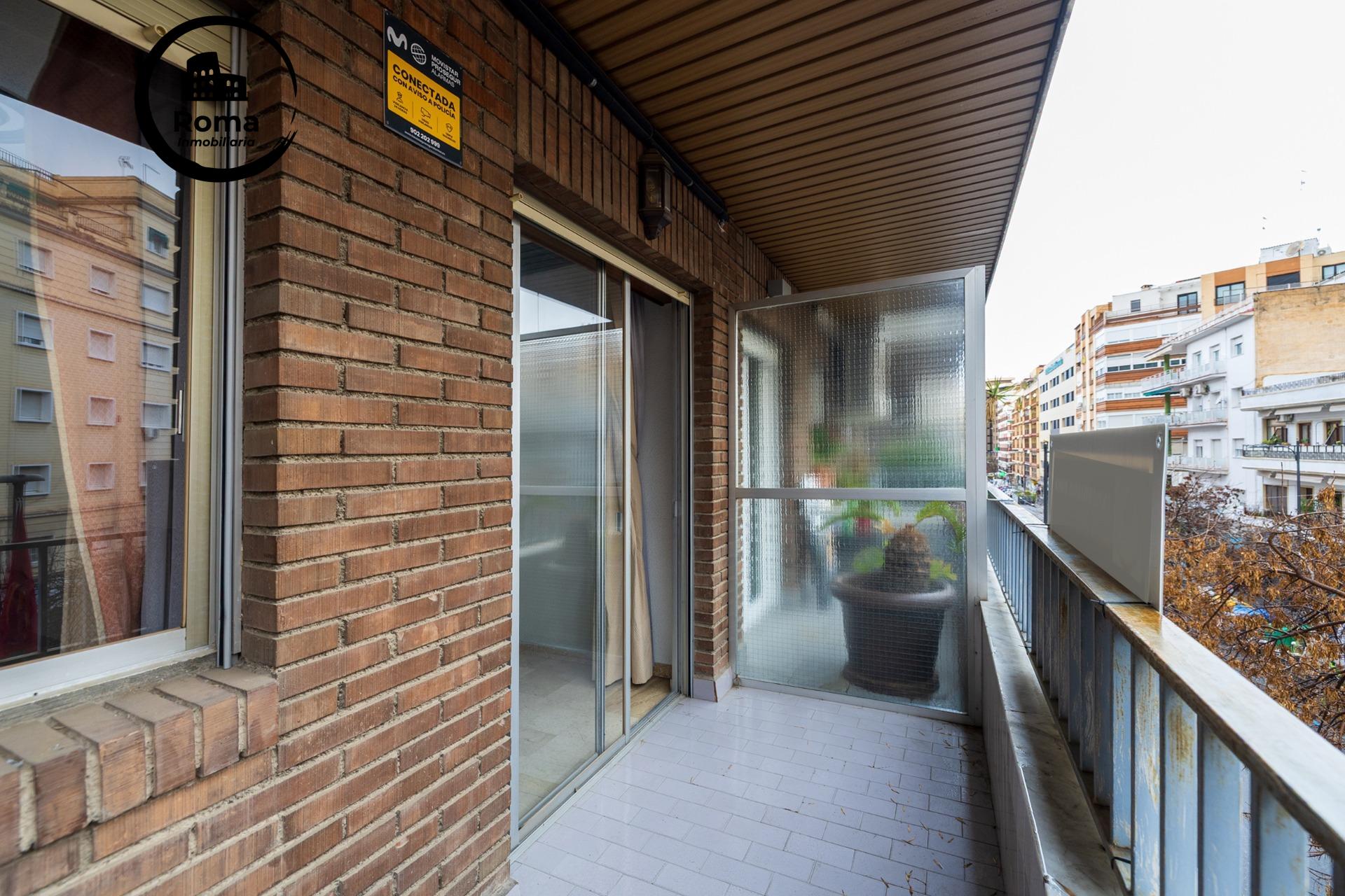 TU NUEVO PISO EN ALHAMAR TE ESTA ESPERANDO - foto 24