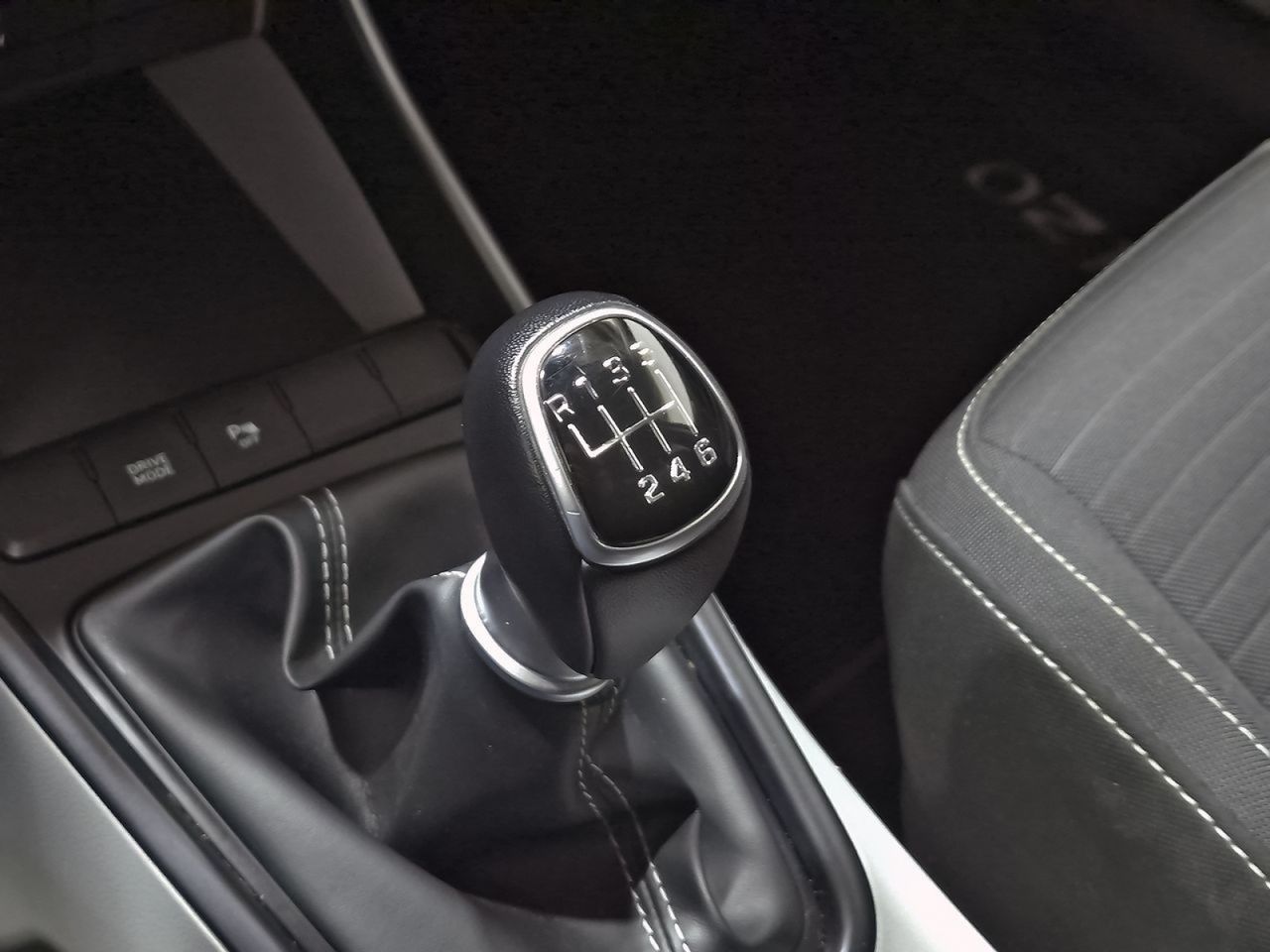 Hyundai i20 1.0 TGDI 74kW (100CV) 48V Tecno - foto 26