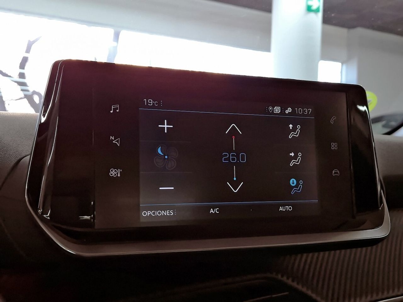 Peugeot 208 BlueHDi 73kW (100CV) Allure - foto 22