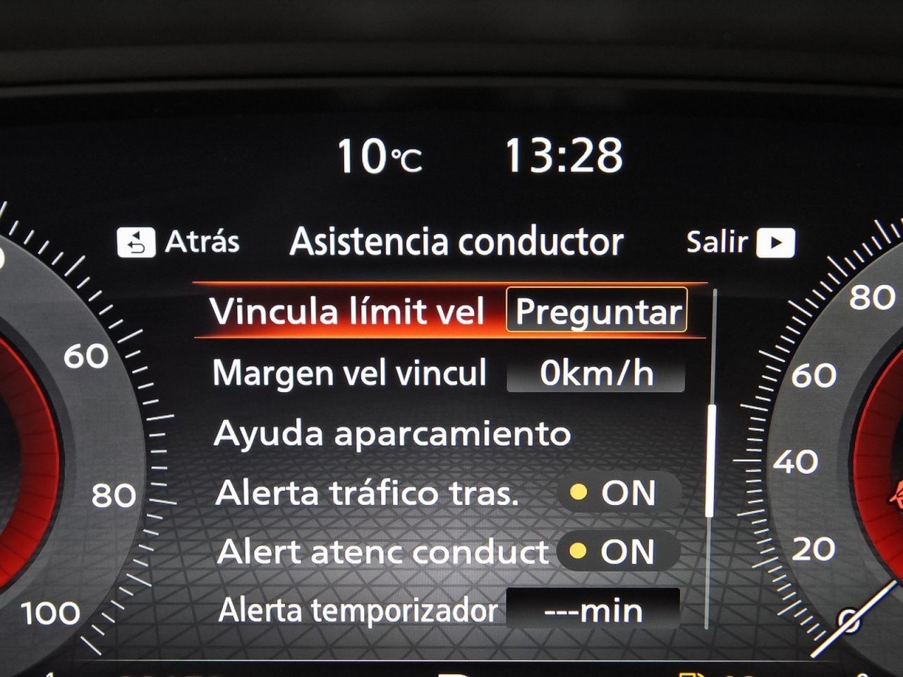 Nissan X-Trail 5pl 1.5 e-POWER 152kW 4x2 A/T Tekna - foto 32