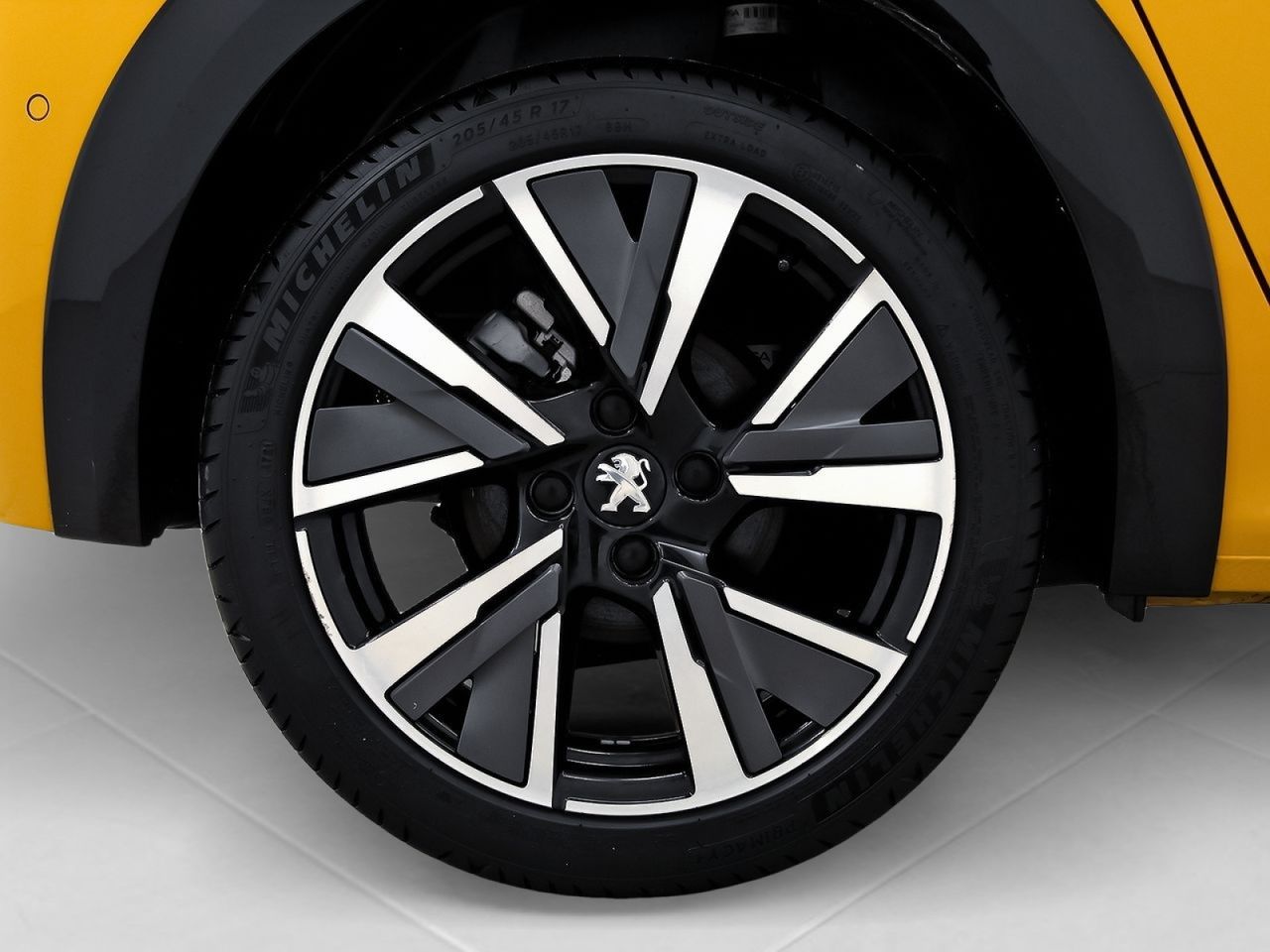 Peugeot 208 PureTech 73kW (100CV) GT - foto 11