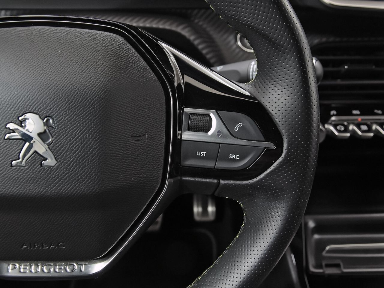 Peugeot 208 PureTech 73kW (100CV) GT - foto 20