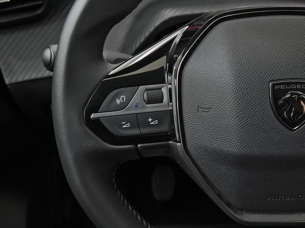 Peugeot 208 Active Puretech 100 - foto 19