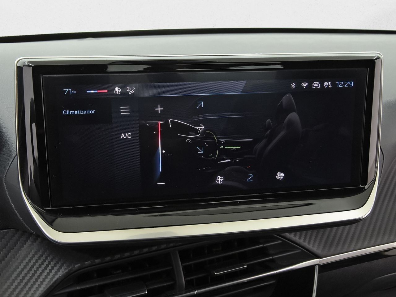 Peugeot 208 Active Puretech 100 - foto 30