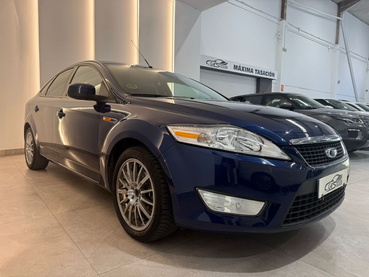 Ford Mondeo Ghia - foto 6