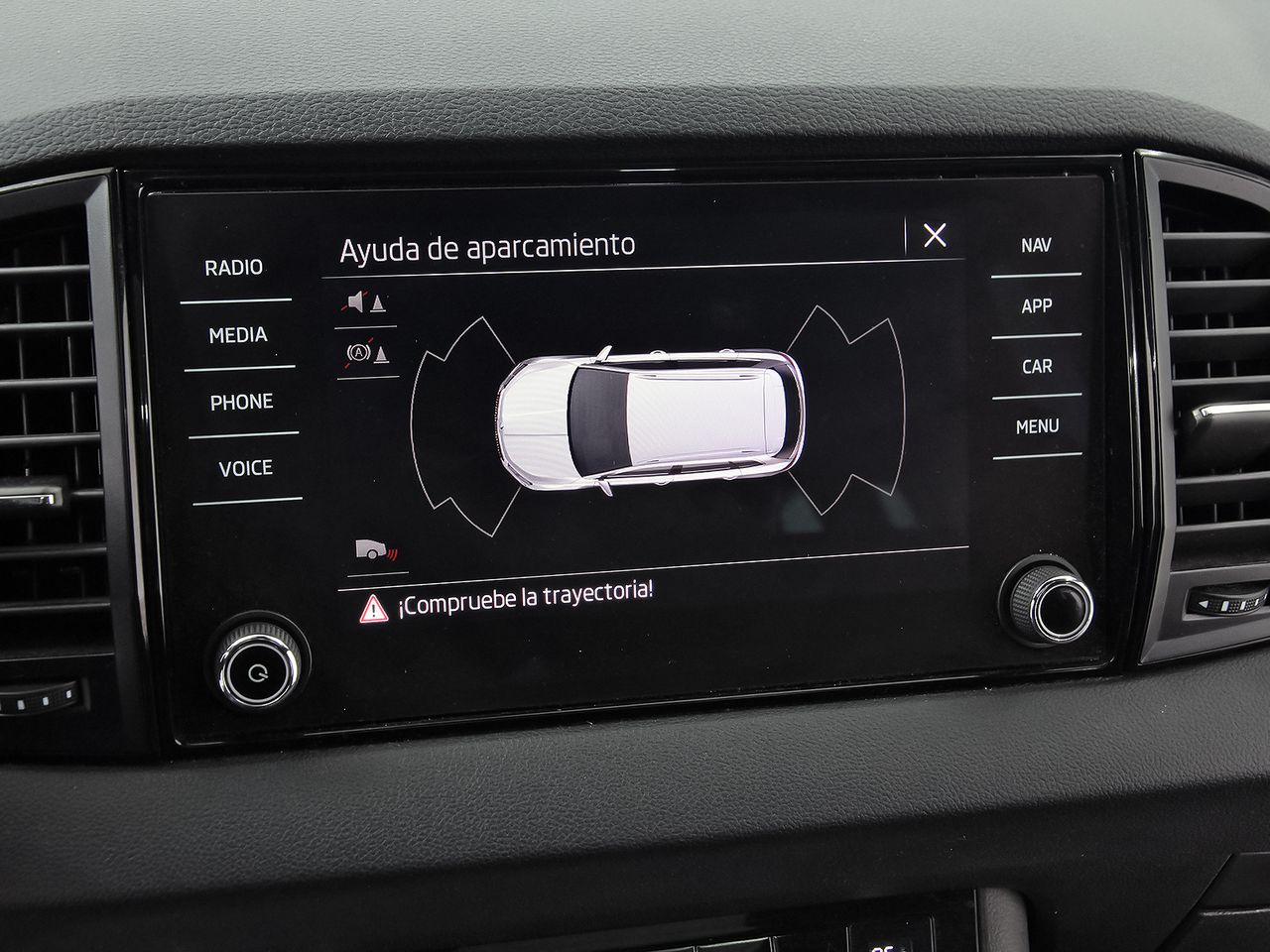 Skoda Karoq 1.5 TSI 110kW (150CV) DSG ACT Sportline - foto 25