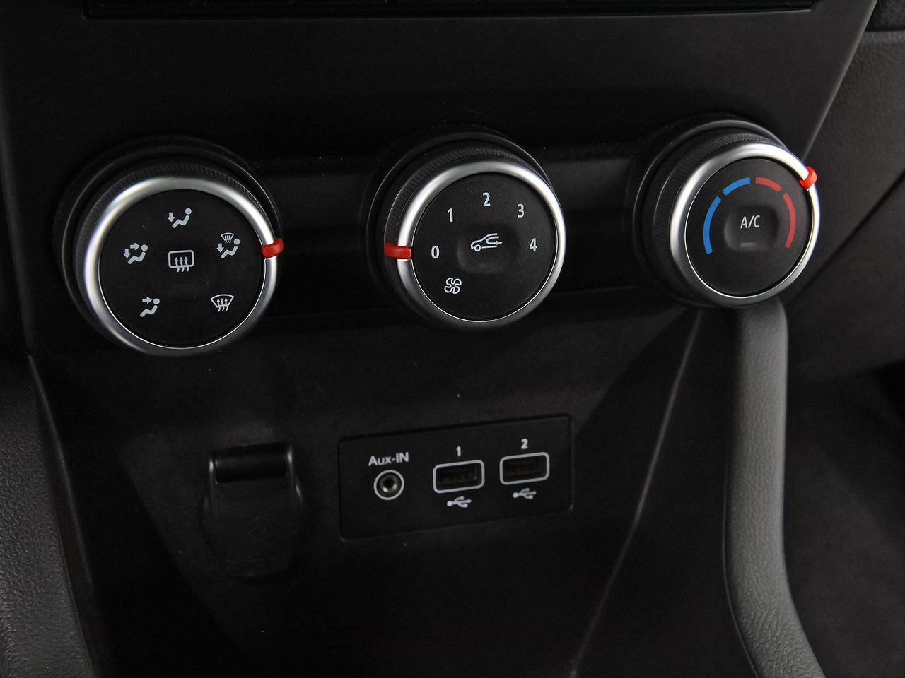 Renault Clio Equilibre TCe 67 kW (91CV) - foto 27