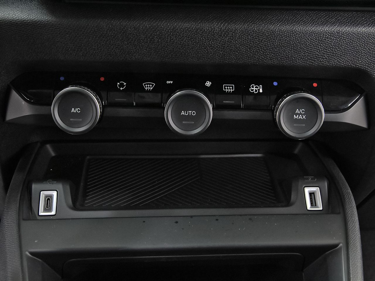 Citroën C4 Hybrid 145 ë-DCS6 Plus - foto 28