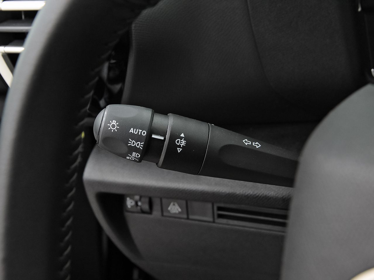 Citroën C4 Hybrid 145 ë-DCS6 Plus - foto 15