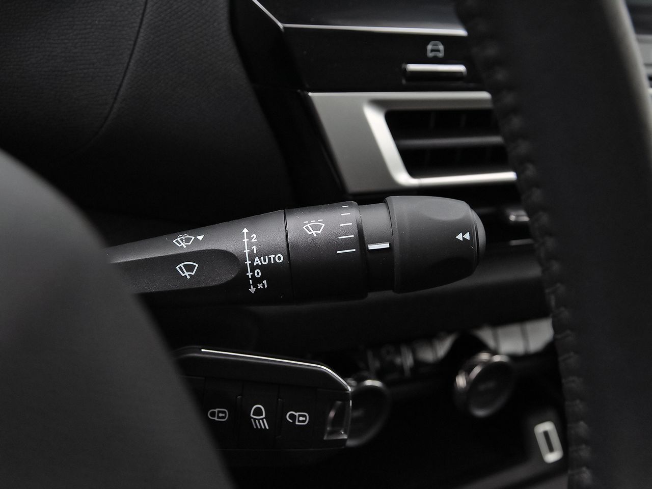 Citroën C4 Hybrid 145 ë-DCS6 Plus - foto 16