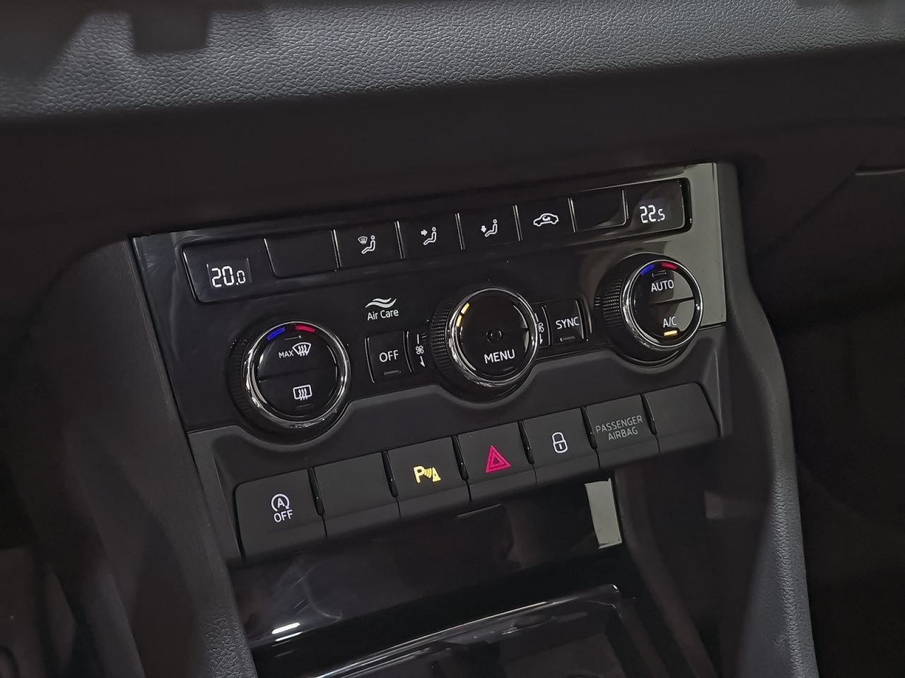 Skoda Karoq 1.5 TSI 110kW (150CV) DSG ACT Sportline - foto 26