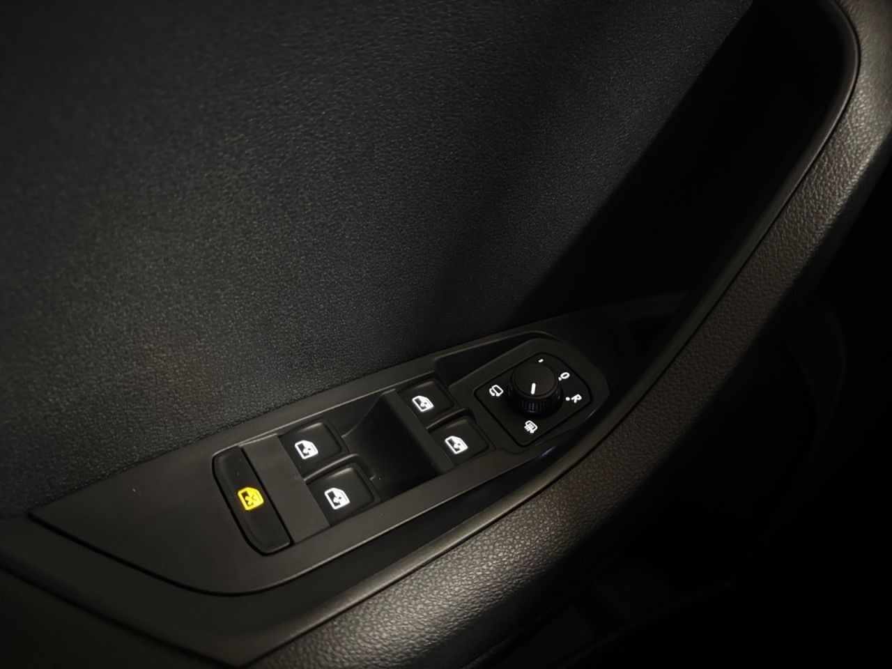 Skoda Karoq 1.5 TSI 110kW (150CV) DSG ACT Ambition - foto 14