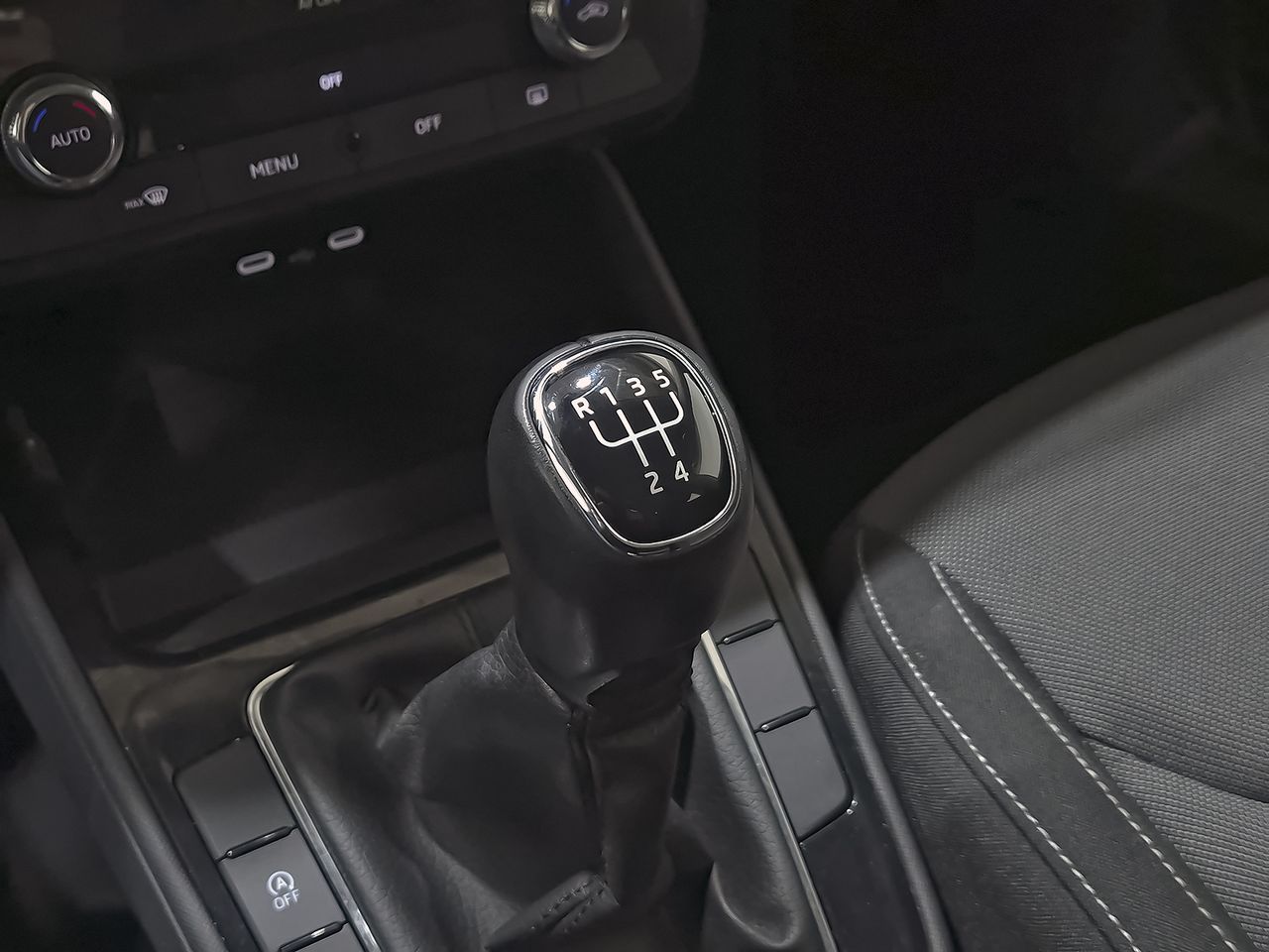 Skoda Fabia 1.0 TSI 70KW (95CV) Ambition - foto 21