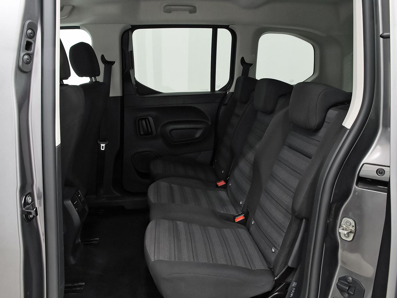 Opel Combo Cargo 1.2 T S/S Innovation L - foto 9