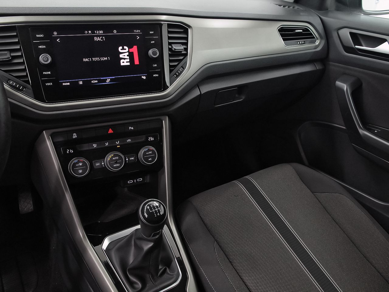 Volkswagen T-Roc Advance Style 2.0 TDI 110kW (150CV) - foto 11