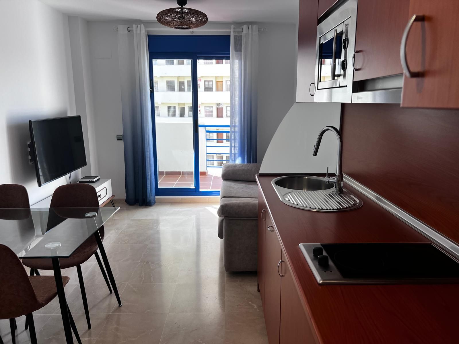 Piso de venta en 2ª línea de playa con vistas al mar, garaje - foto 6