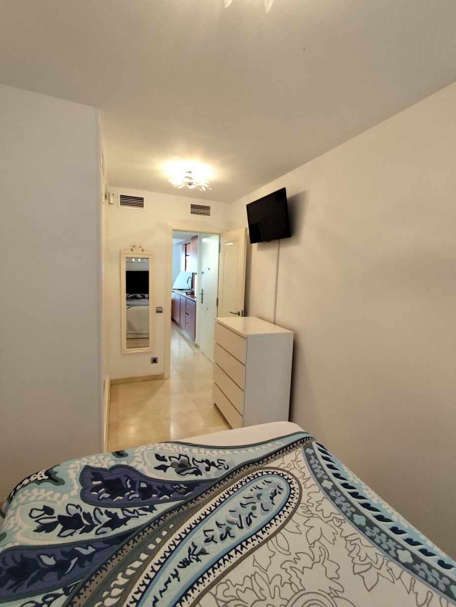 Piso de venta en 2ª línea de playa con vistas al mar, garaje - foto 30