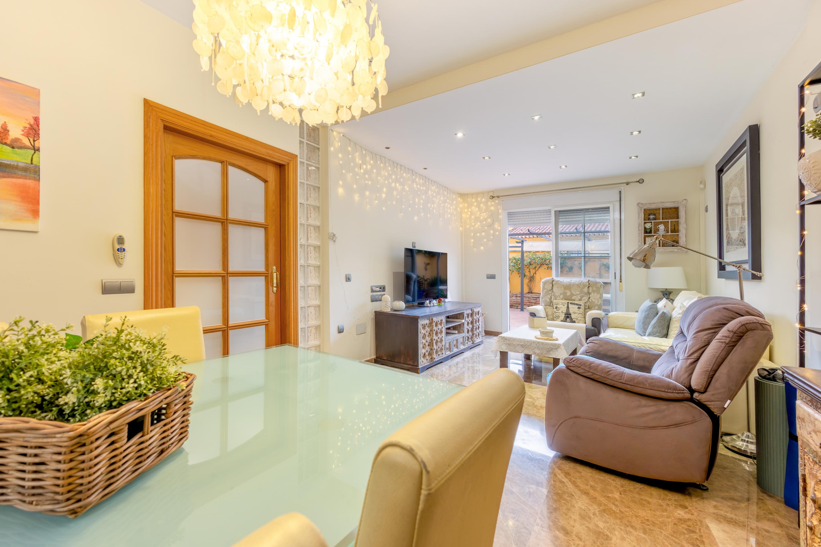 Amplia pareada en venta junto al golf con garaje doble y acc - foto 15