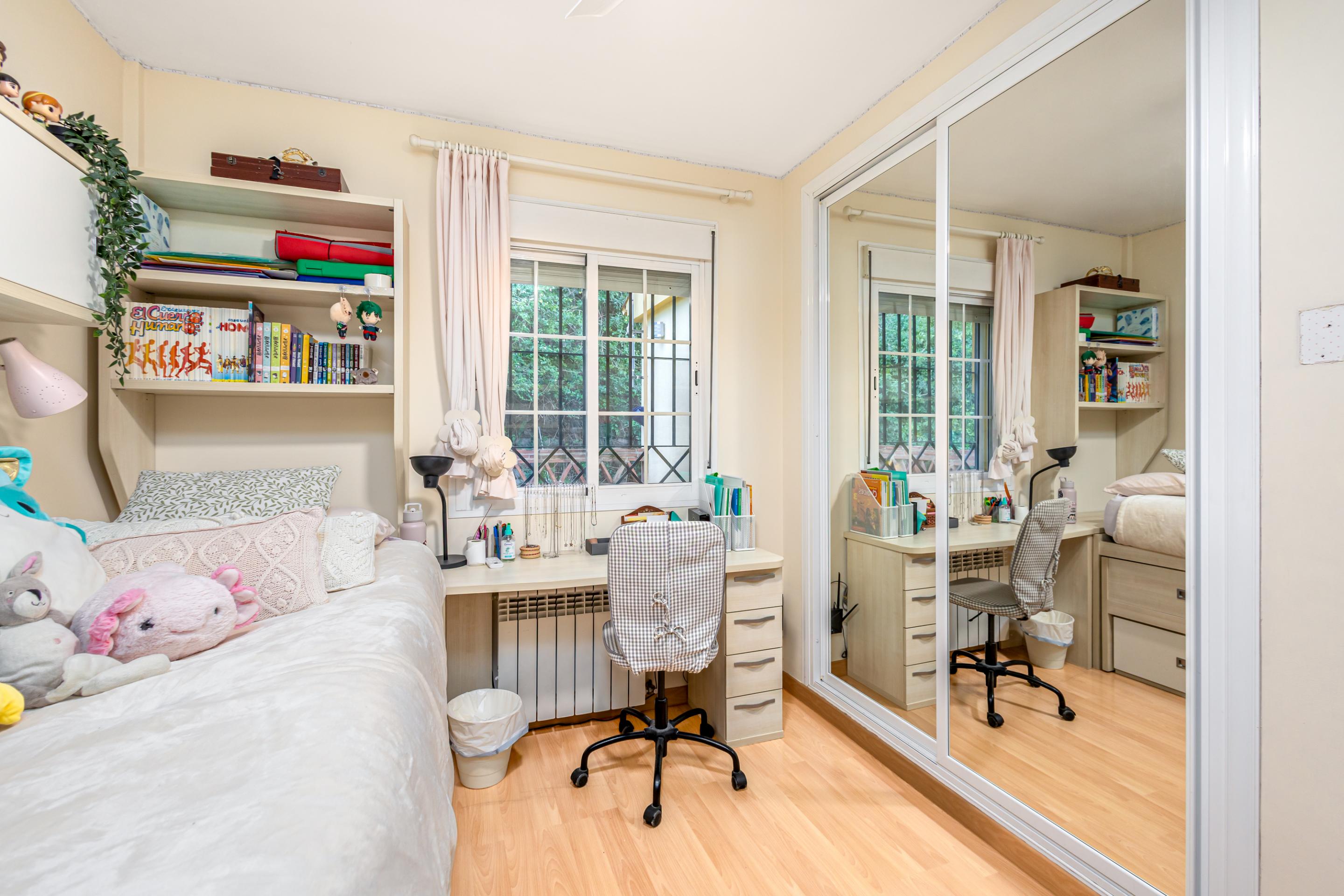 Amplia pareada en venta junto al golf con garaje doble y acc - foto 26