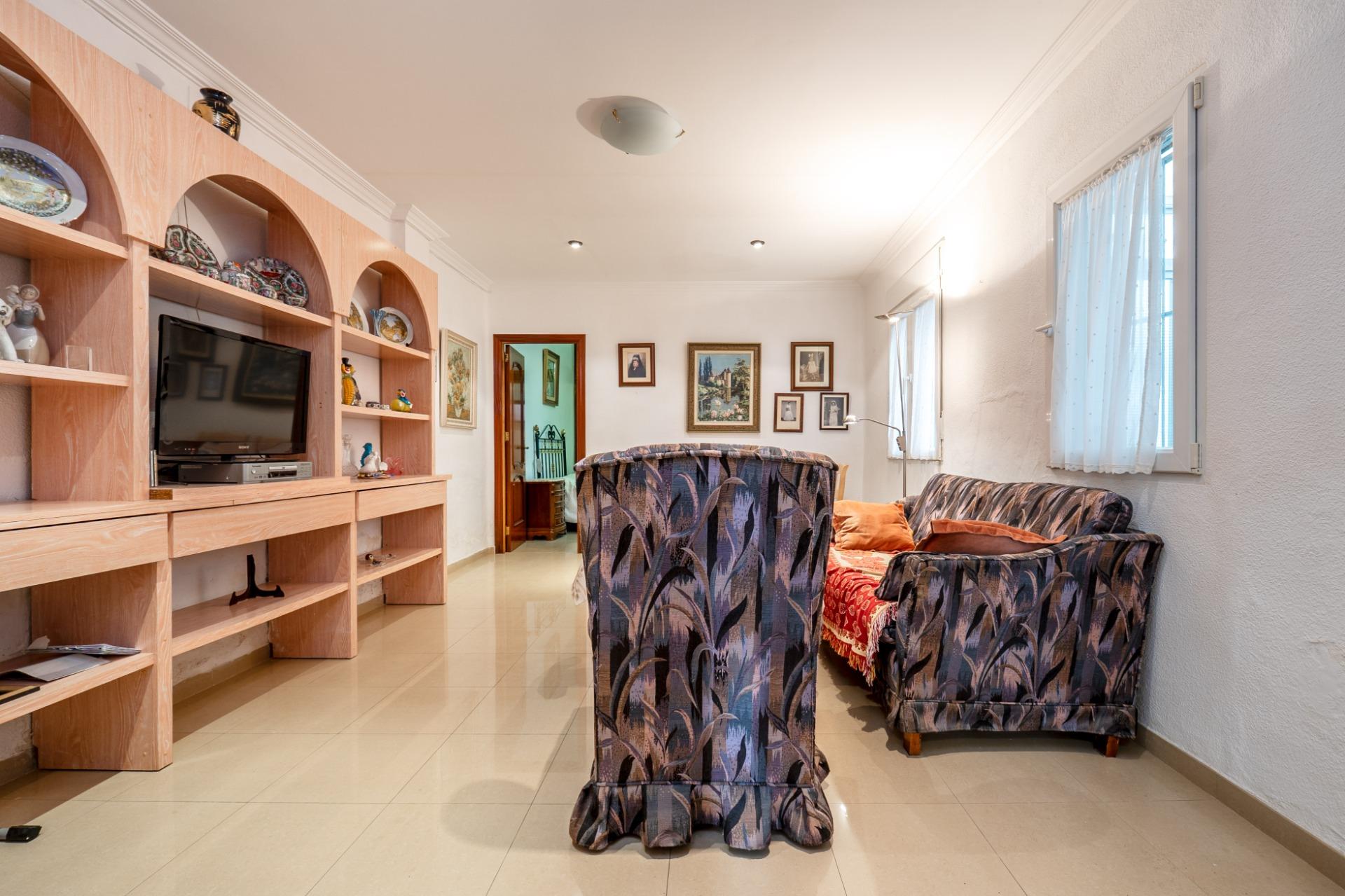 VERGELES PISO REFORMADO CON PLAZA DE APARCAMIENTO Y TRASTERO - foto 24