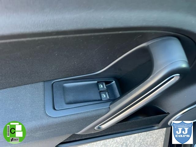 VOLKSWAGEN - Beetle - Fender Edition 1.4 TSI 160 CV - foto 45