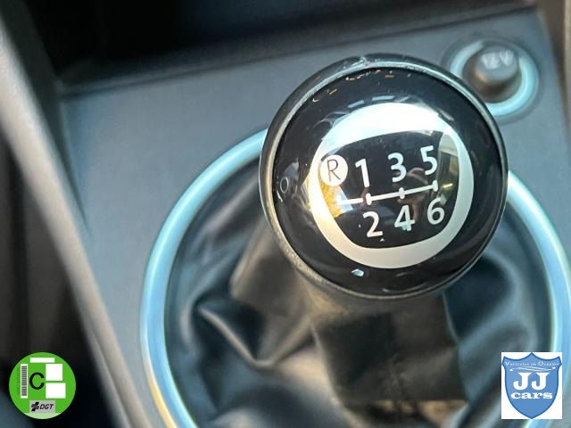 VOLKSWAGEN - Beetle - Fender Edition 1.4 TSI 160 CV - foto 52