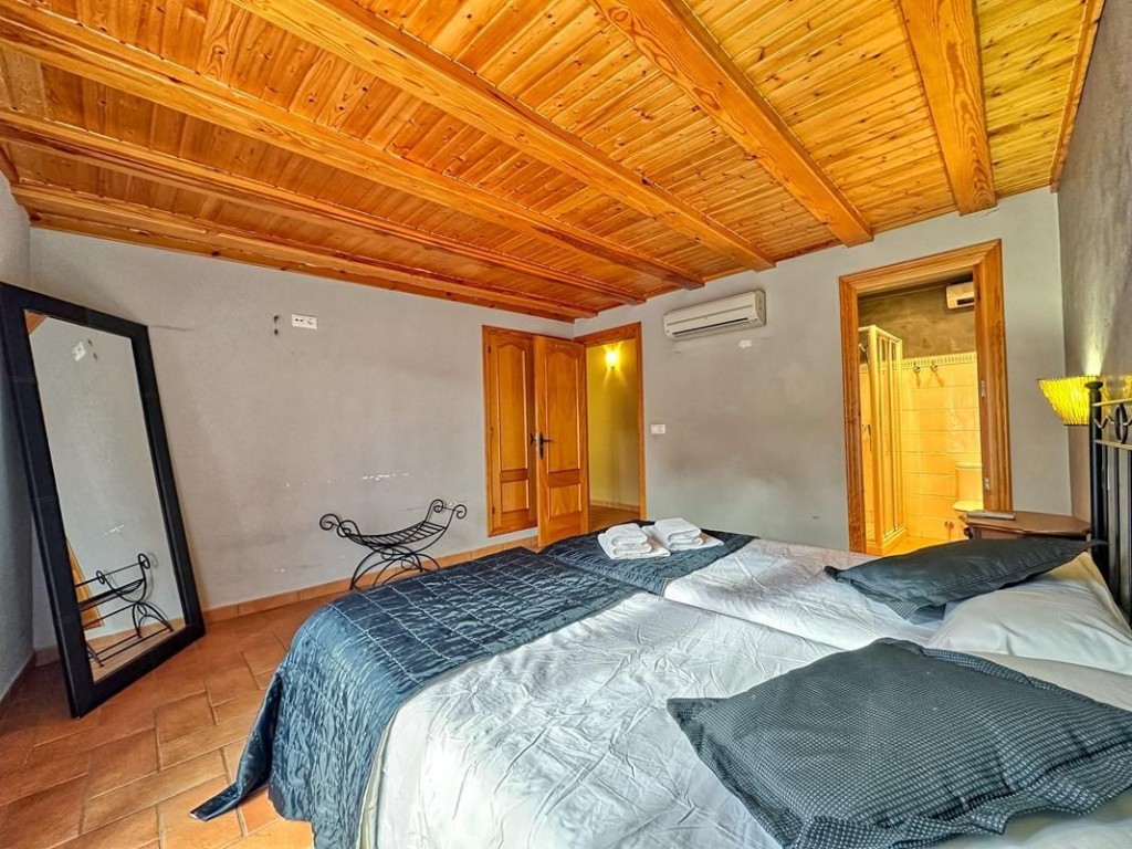 Casa-Chalet en Venta en Vall De Laguar, La Alicante - foto 16