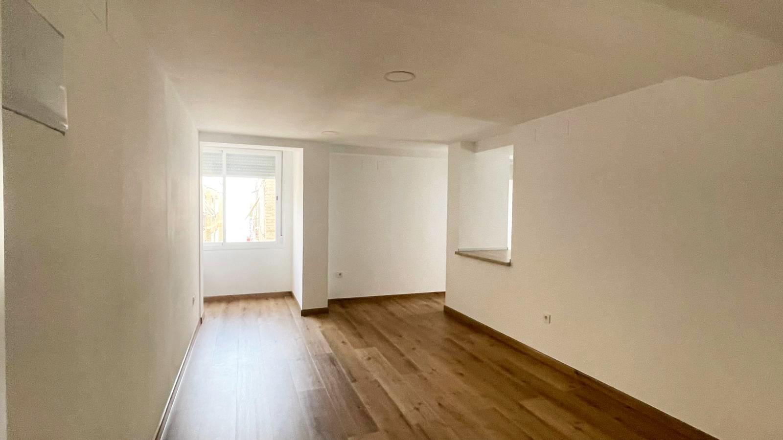 PISO REFORMADO CON ASCENSOR EN JESUS RESCATADO - foto 2