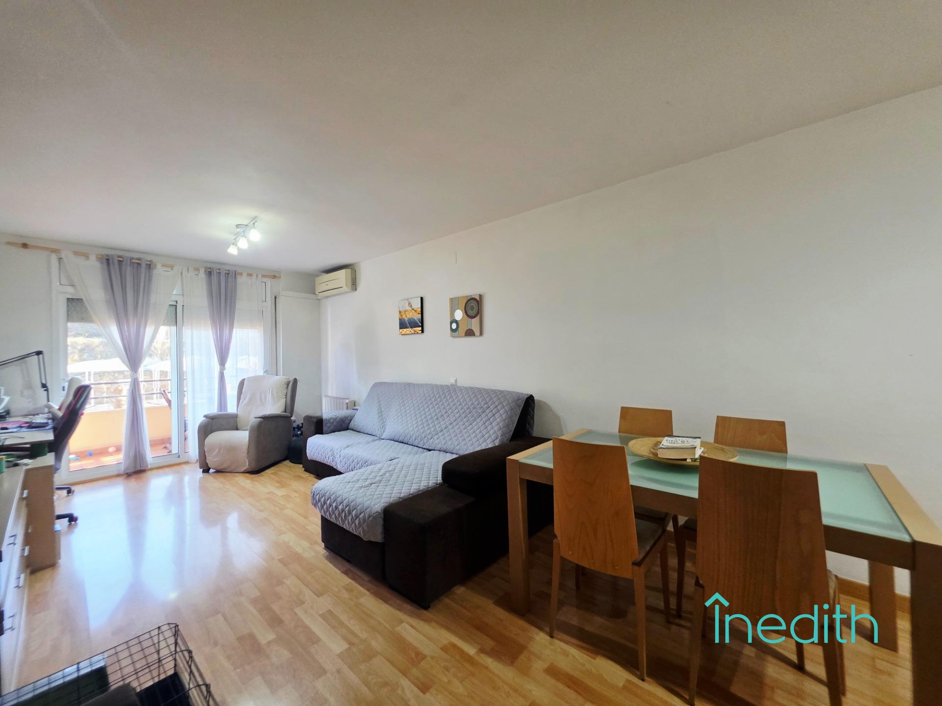 Bonito piso de 2 habitaciones en Vallirana - foto 2