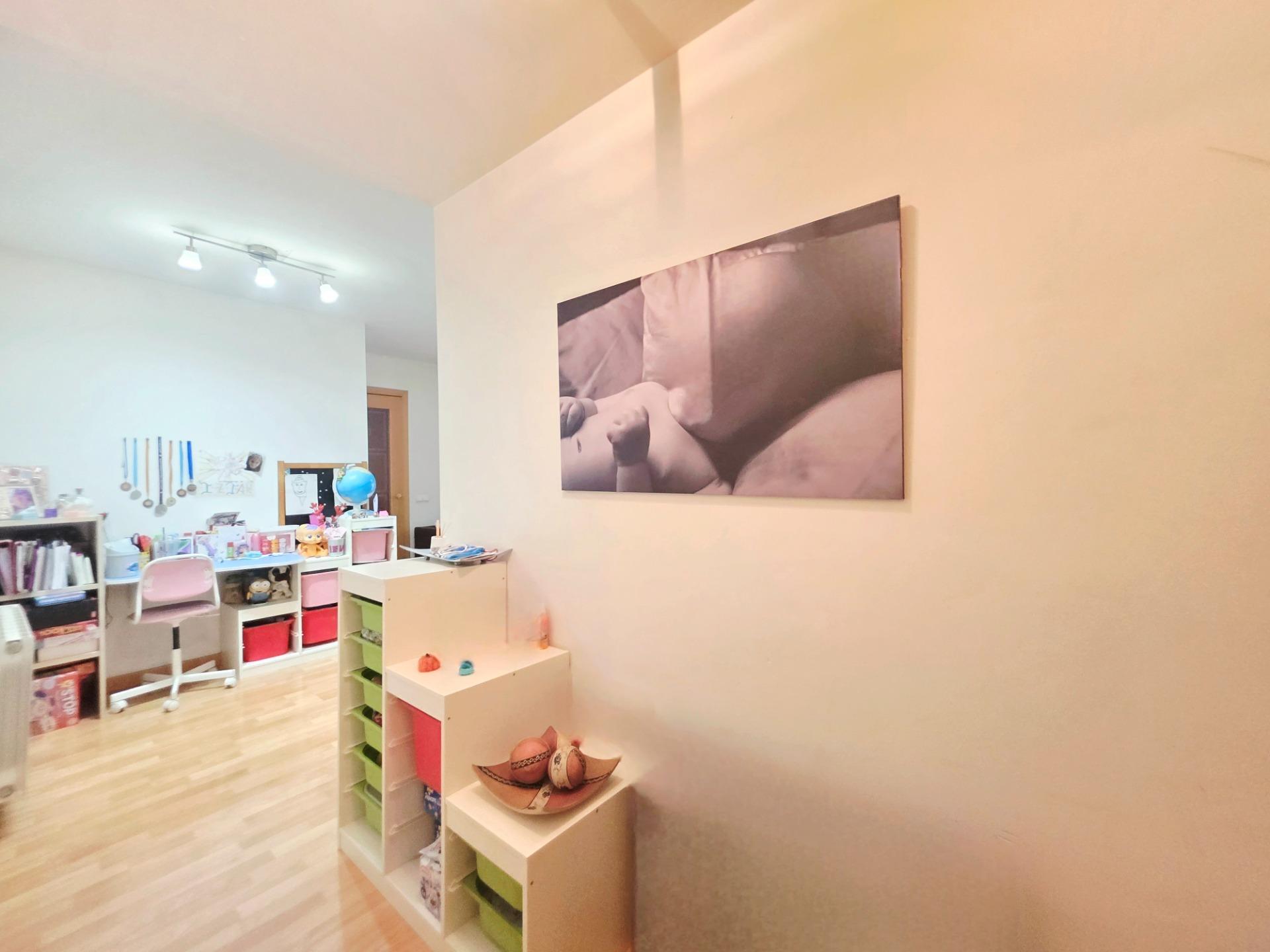 Bonito piso de 2 habitaciones en Vallirana - foto 4