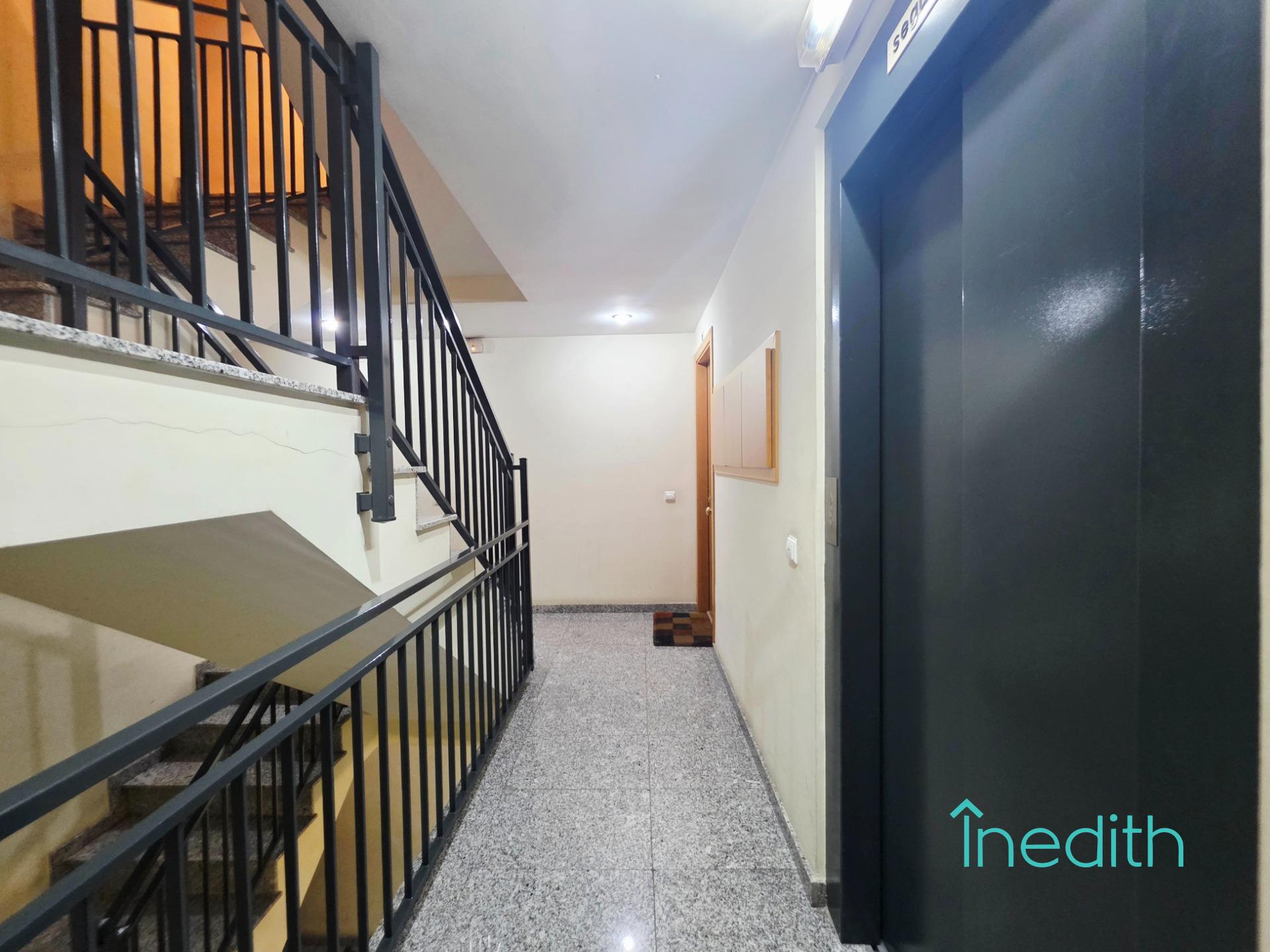 Bonito piso de 2 habitaciones en Vallirana - foto 38