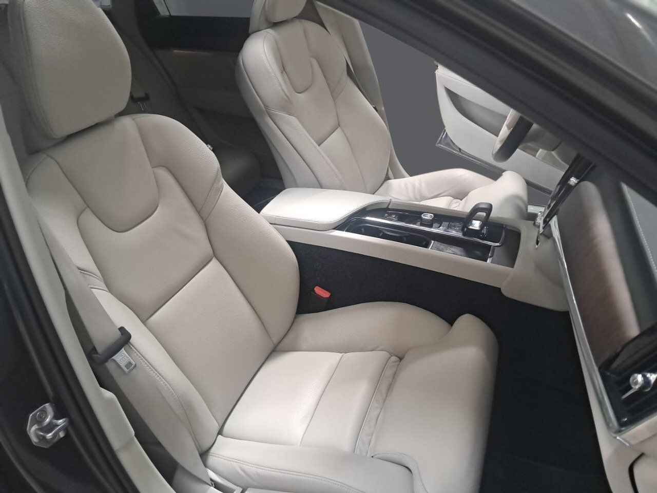 Volvo V90 2.0 D4 AWD Auto - foto 9