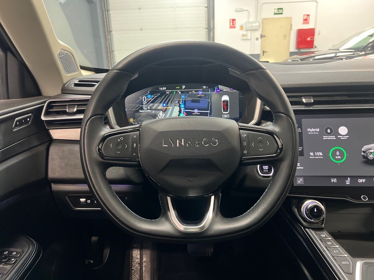 Lynk & Co 01 1.5 PHEV - foto 10