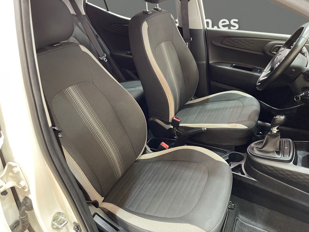 Hyundai i10 1.0 Klass - foto 9