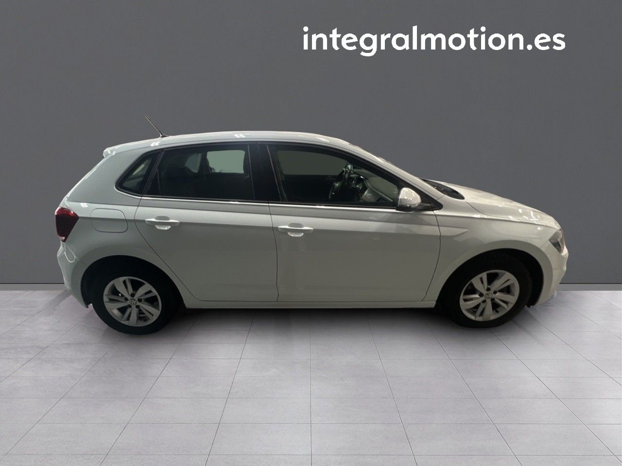 Volkswagen Polo Advance 1.6 TDI 70kW (95CV) - foto 25