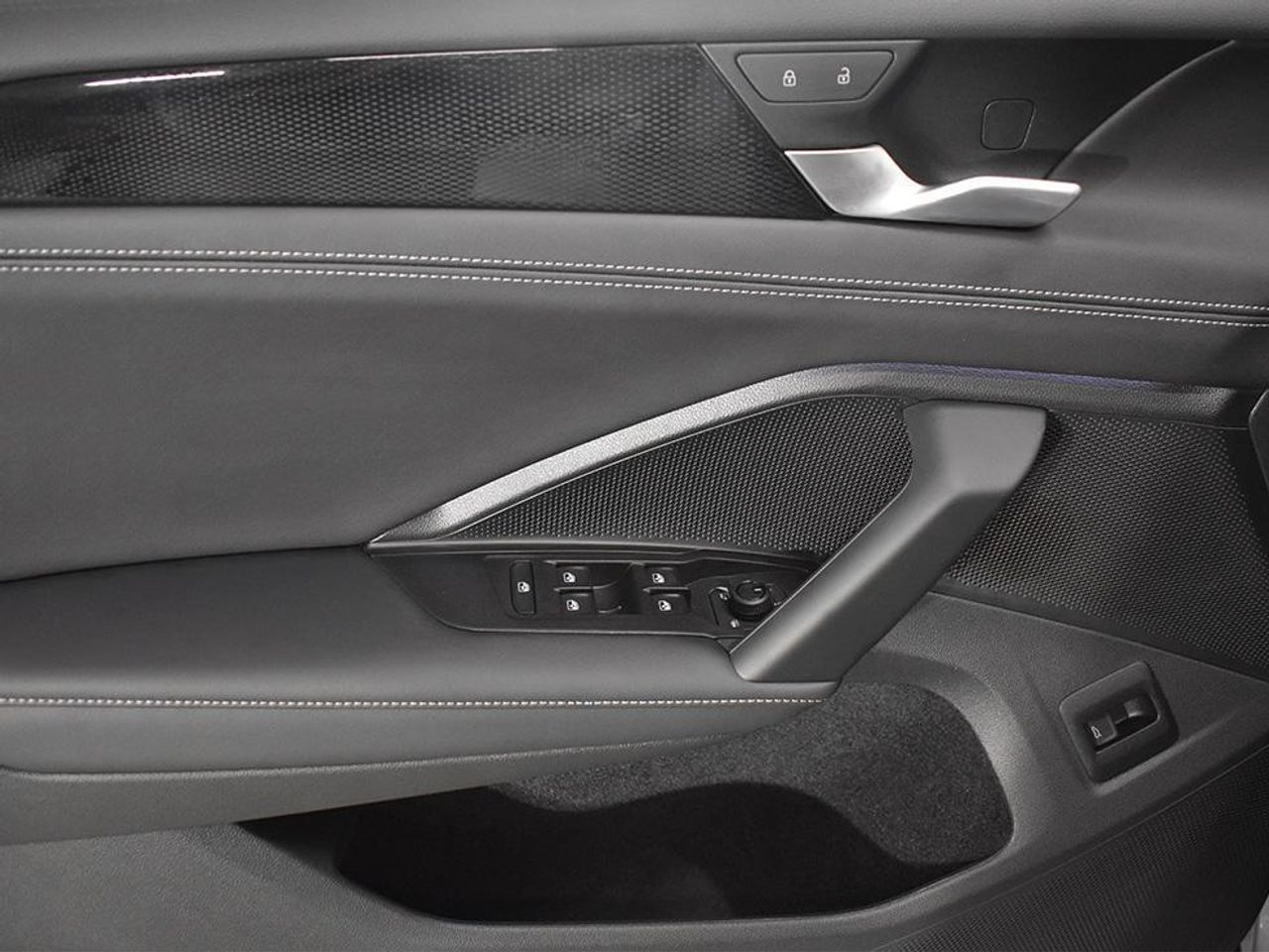 Volkswagen Tiguan 2.0 TDI 150CV Mas  DSG - foto 11