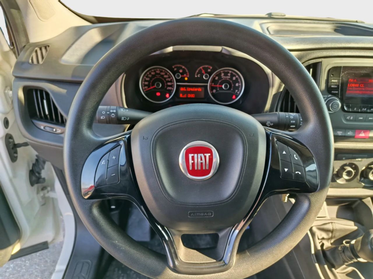 Fiat Doblò Cargo Maxi SX 1.4 Tjet 89kW 120CV GNC - foto 19