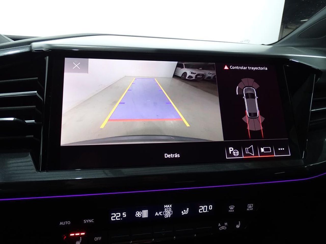 Audi Q4 Black line edition 40 e-tron 82kWh 150 kW (204 CV) - foto 17