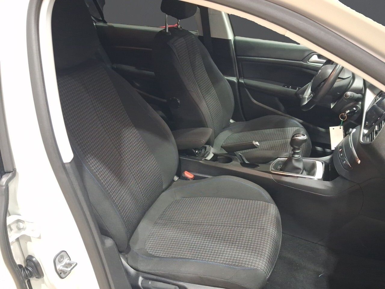 Peugeot 308 5P Style BlueHDi 100 S&S 6 Vel. MAN - foto 8