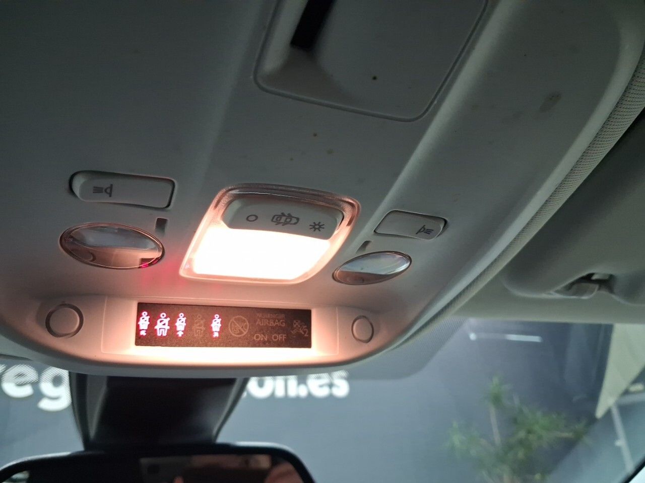 Peugeot 308 5P Style BlueHDi 100 S&S 6 Vel. MAN - foto 18