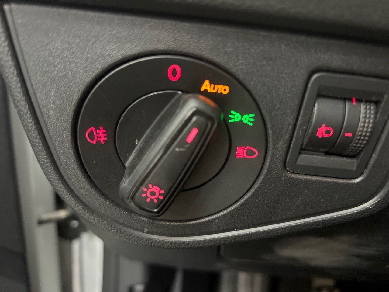 Volkswagen Polo Advance 1.6 TDI 70kW (95CV) - foto 13